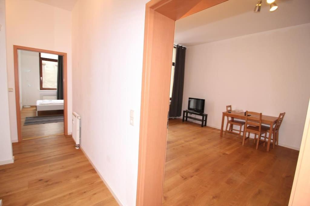 Mainhatten Apartment Frankfurt am Main Zimmer foto